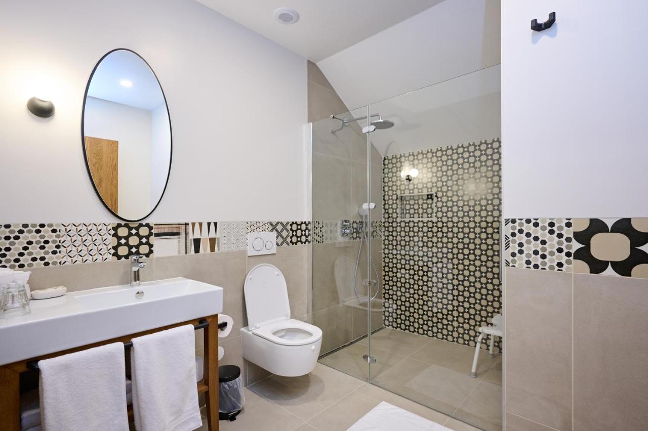 Hotel Hisa Ancka, Sencur - 3 Min To The Airport Esterno foto
