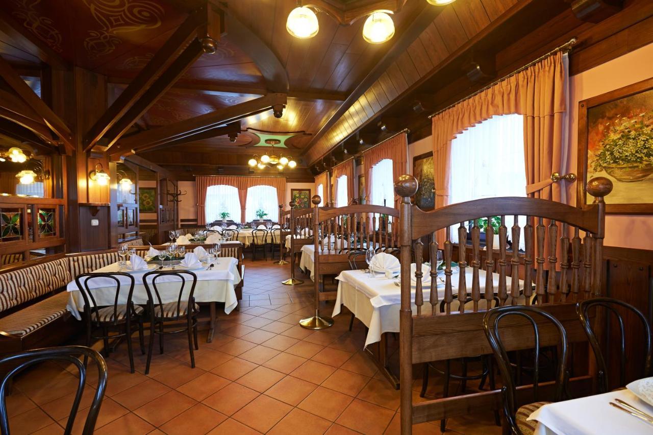 Hotel Hisa Ancka, Sencur - 3 Min To The Airport Esterno foto